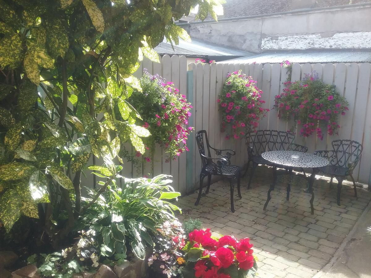 Ashleigh House Bed & Breakfast Монахан Екстериор снимка