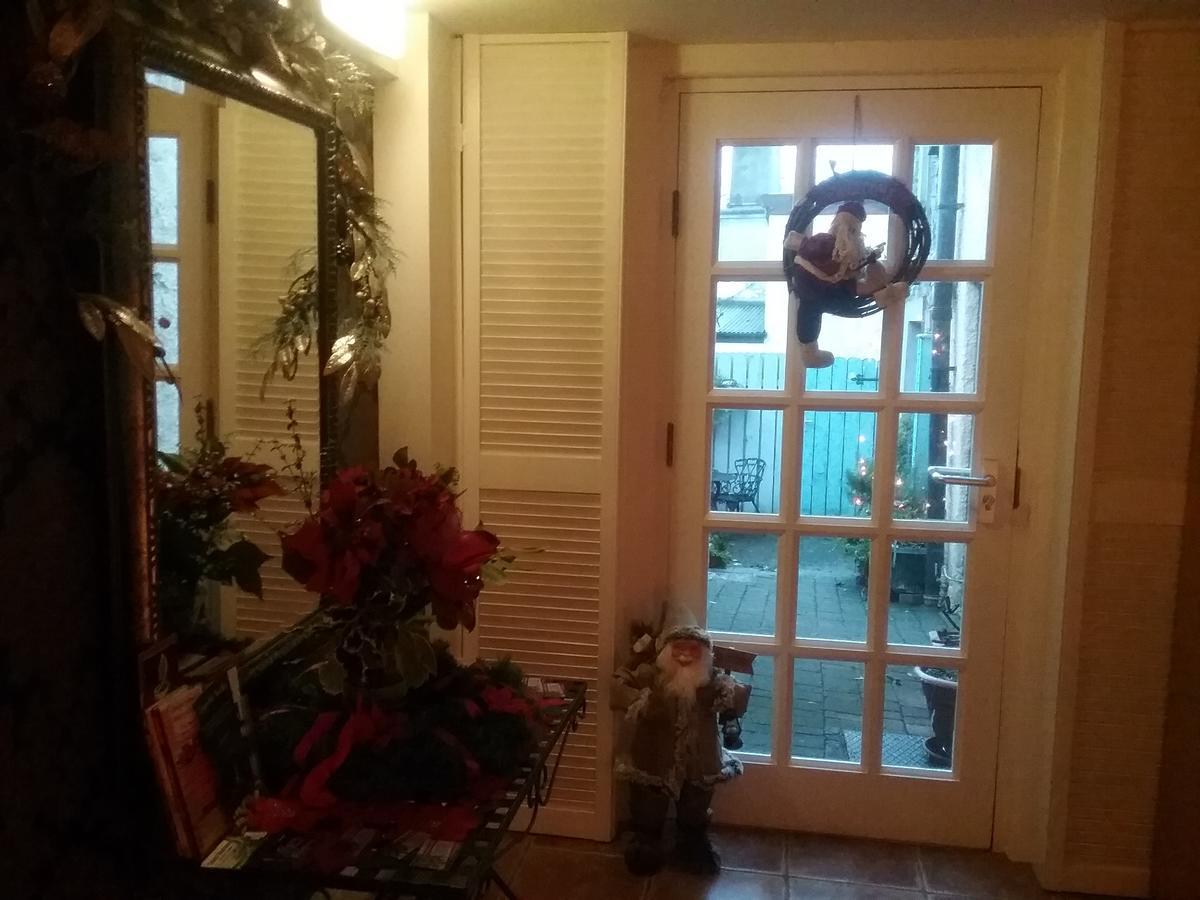 Ashleigh House Bed & Breakfast Монахан Екстериор снимка