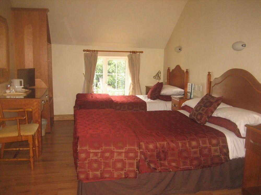 Ashleigh House Bed & Breakfast Монахан Екстериор снимка