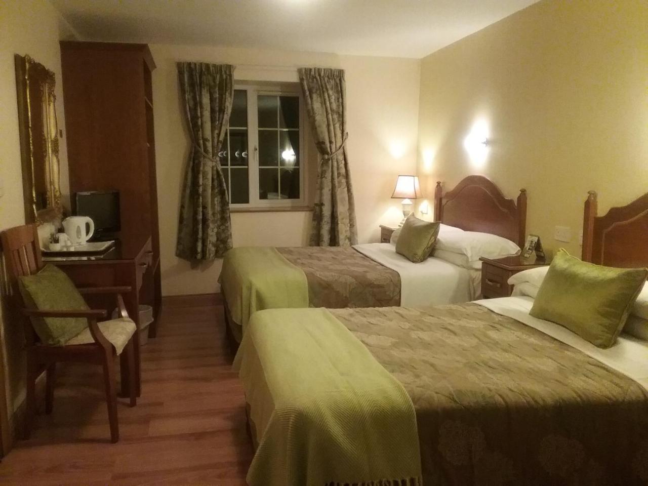 Ashleigh House Bed & Breakfast Монахан Екстериор снимка