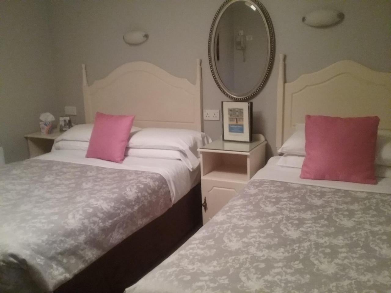 Ashleigh House Bed & Breakfast Монахан Екстериор снимка